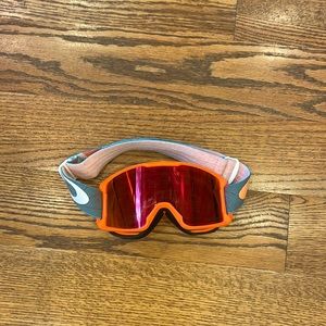 Oakley ski prizm goggles. Orange. Gently used. Ok